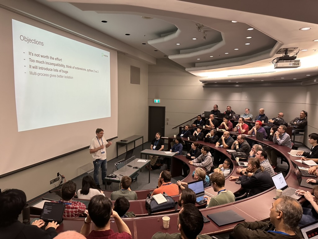 让PG停摆一周的大会：PGCon.Dev 2024 参会记